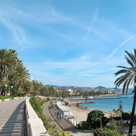 Finnesh House By Interhome Apartamento Sanremo
